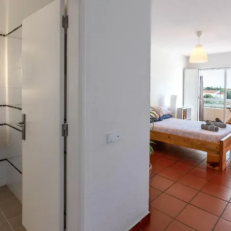 Nyaraló Eds Place, Shared Pool, Private Terrace, Perfect For Surfers And Families Enjoying